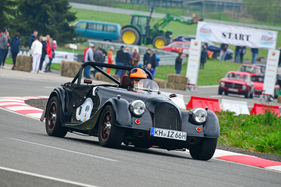 Morgan Plus 4 (1971) – Pista & Piloti Hillclimb Pferdsfeld 2022