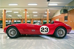 Morgan Plus 4 Special (1956) - extrem flach und mit kurzen Überhängen, wunderschöne Silhouette