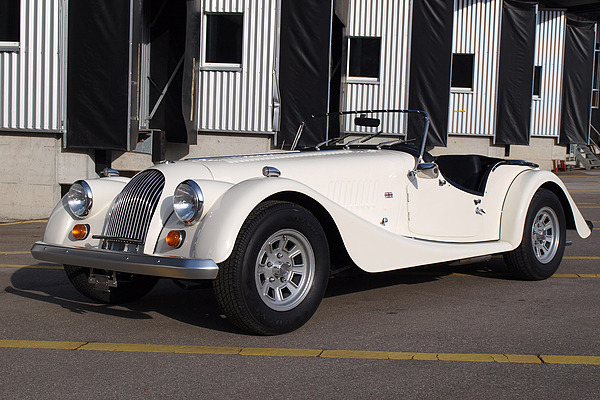 Morgan Plus 8 (1981) - angeboten an der Auktion der Oldtimer Galerie in Toffen vom 28. April 2012