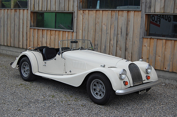Bild: Morgan Plus 8 (1981) - angeboten an der Versteigerung der Oldtimer Galerie Toffen anlässlich der Dolder Classics vom 8. Juni 2013