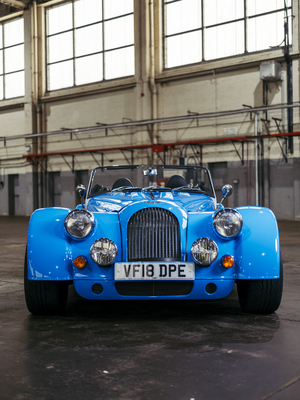 Bild: Morgan Plus 8 (2018) – Dieses Exemplar ist das letzte, das nach 50 Produktionsjahren vom Ball rollte