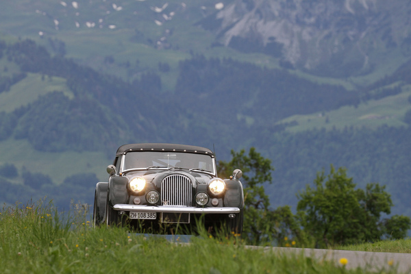 Morgan Plus 8 - am Alpenbrevet 2020