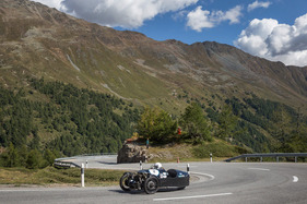 Morgan Super Aero 3-Wheeler (1929) - am Bergrennen Bernina Gran Turismo 2021 Morgan Super Aero 3-Wheeler (1929) - am Bergrennen Bernina Gran Turismo 2021