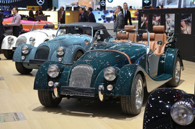Morgan - der klassische Morgan in verschiedenen Ausführungen als Neuwagen - auf dem Genfer Automobilsalon 2015