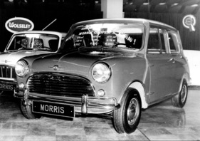 Morris Cooper S (1964) - Neuheit, erstmals mit 970, 1071 und 1273 cm3 lieferbar - Genfer Automobilsalon 1964
