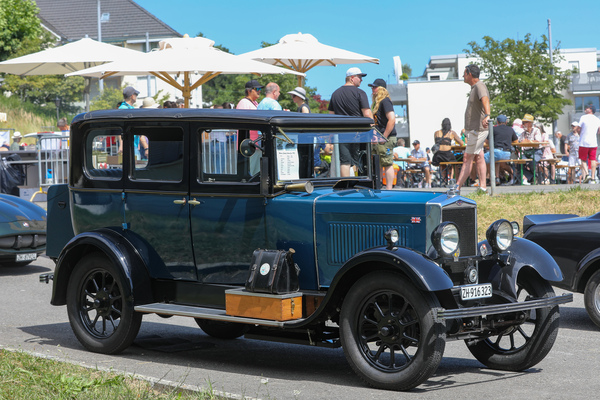 Morris Cowley Saloon (1930) - Albisgütli Classics Cars & Bikes Juli 2025