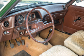 Morris Marina (1976) - Das zweite Armaturenbrett des Marina Mk 2 wurde wegen des zum Beifahrer hin orientierten Radios kritisiert