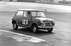 Morris Mini Cooper S (1965) - auch bei Morris gab es den schnellen Motor mit 78 PS