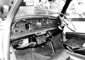 Morris Mini Cooper S (1967) - wie er von Paddy Hopkirk in der Rallye Monte Carlo gefahren wurde - Genfer Autosalon 1967