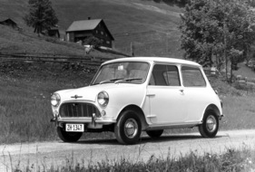 Morris Mini Minor De Luxe (1965) - eine weitere Ausstattungsvariante mit 850 cm3