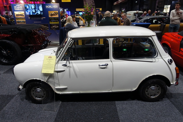 Morris Mini Mk II (1969) – soll einst dem Künstler Victor Vasarely gehört haben und wurde für 16'500 Euro angeboten – Classic Car Show Maastricht 2025