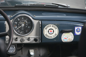 Morris Minor 1000 Tourer (1969) - die Kleber zeugen von einem reichhaltigen Leben