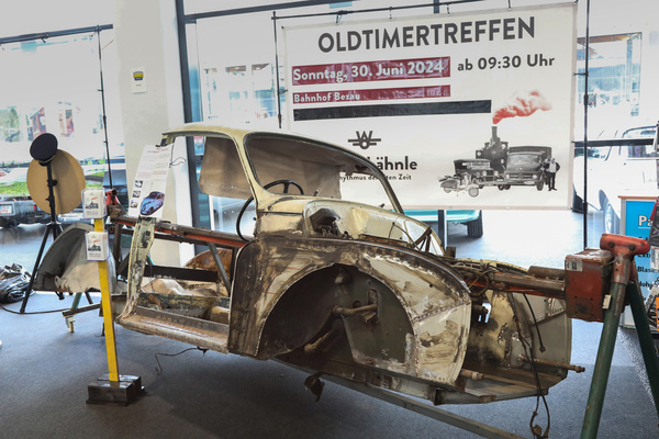 Morris Minor Traveller (1955) - Scheunenfund mit abgebrochener Restaurierung (genauer Jahrgang unbekannt), wird nun am 30.6.2024 zugunsten eines Vereins versteigert - Klassikwelt Bodensee 2024