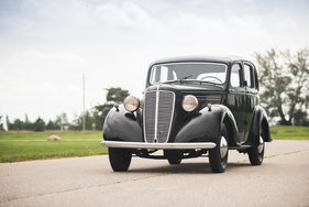 Morris Ten Series M Saloon (1940) - als Lot 266 an der RM/Sotheby's Hershey Versteigerung vom 6./7. Oktober 2016