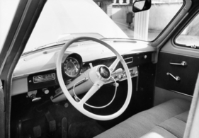 Moskwitsch 402 (1956) - Das Interieur ist gut gestaltet, aber nicht auf Luxus ausgerichtet.