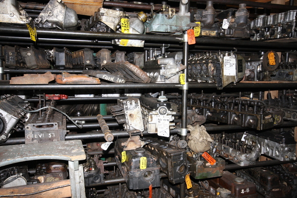 Engine components - spare parts at Autoverwertung Ernst Egger AG