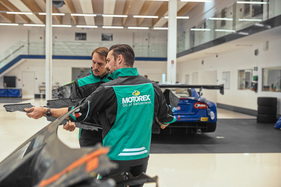 Motorex WorkWear im Einsatz bei Emil Frey Racing Motorex WorkWear im Einsatz bei Emil Frey Racing