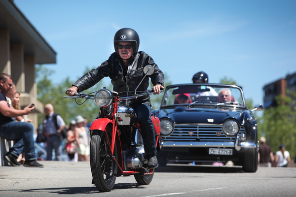 Motorrad der Marke Universal - Oldtimer Sunday Morning am 2. Juni 2019