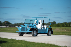 NOSMOKE Electric Moke (2018) - als Lot 1174 angeboten an der RM/Sotheby’s Elkhart Collection Versteigerung 2020 NOSMOKE Electric Moke (2018) - als Lot 1174 angeboten an der RM/Sotheby’s Elkhart Collection Versteigerung 2020