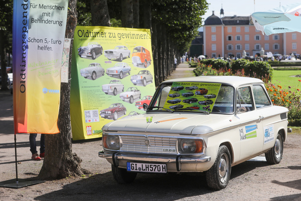 NSU 1200 bei der Oldtimerspendenaktion der Lebenshilfe Giessen - 19. ASC Classic-Gala Schwetzingen 2023