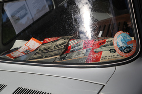 NSU Prinz 4 (1963) - Testberichte aus der Zeit auf der Heckablage - 40. Oldtimer-Meeting Baden-Baden 2016