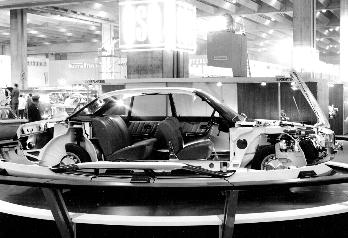NSU Ro 80 (1967) - at the presentation at the IAA in Frankfurt as a cutaway model