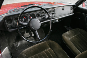 NSU Ro 80 (1972) - luxuriöses, aber schlichtes Interieur