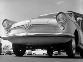 NSU Sport Prinz (1960) - im Werk, im Hintergrund viele Prinzen