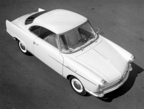 Im Sportprinz gibt sich das Zweizylinder-Aggregat recht gesittet und geräuscharm. Das aufgrund des kurzen Hubes geringe Drehmoment steht über ein breites Drehzahlspektrum zur Verfügung.