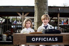 Nachwuchstalente am Settrington Cup - Goodwood Revival 2015