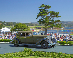 Nash 1297 Ambassador Eight Brougham (1934) - 2. Rang in der Klasse C-2 beim Pebble Beach Concours d'Elegance 2024