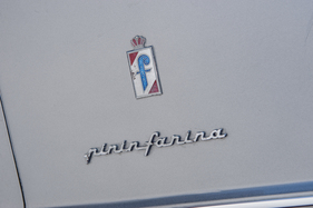 Nash-Healey Convertible (1952) - Pininfarina-Schriftzug auf der Flanke