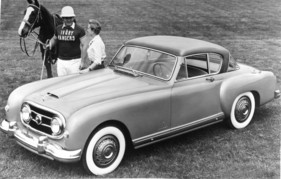 Nash-Healey LeMans Hardtop Sports Car (1954) - mit grosser Heckscheibe zwechs besserer Rundumsicht
