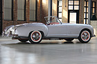 Nash-Healey Roadster (1952) - durch Pinin Farina gestalteter Sportwagen - als Lot 106 versteigert durch RM Auctions an der Amelia Island Versteigerung am 9. März 2013