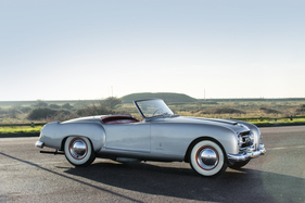 Nash-Healey Roadster by Pinin Farina (1952) - als Lot 131 angeboten an der Versteigerung von RM in Paris am 4. Februar 2015