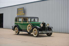 Nash Series 490 Twin Ignition Eight Five-Passenger Sedan (1930) - angeboten als Lot 243 an der RM/Sotheby's Versteigerung in Hershey am 10./11. Oktober 2019