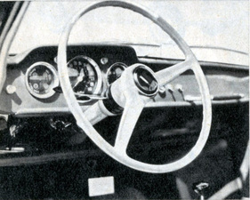 Neckar Jagst 770 Riviera (1962) - bis 140 km/h reicht der Tacho, was ziemlich übertrieben erscheint