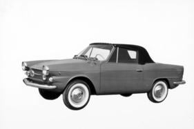 Neckar Jagst 770 Riviera (1962) - das Cabriolet von Vignale mit aufgespanntem Dach