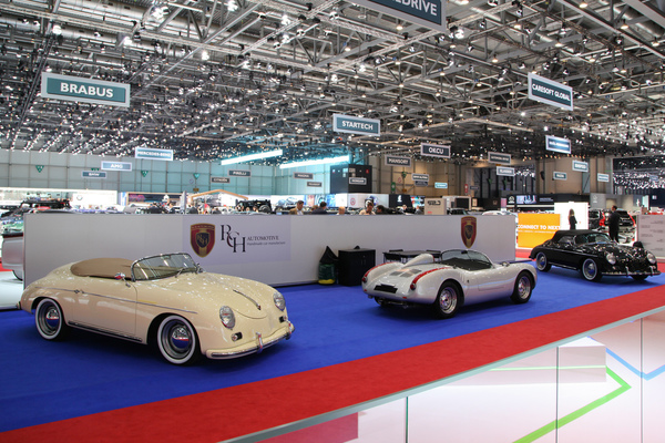 Nein, keine Oldtimer, sondern aufwändig nachgebaute Autos von RCH Automotive - Genfer Automobilsalon 2019