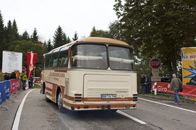 Neoplan Bus (1970) - am Rossfeldrennen 2014