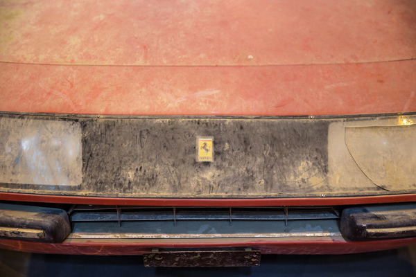 Nicht alle Autos zeigen sich sauber, …