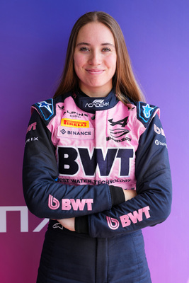 Nina Gademan takes part in the F1 Academy at the age of 21
