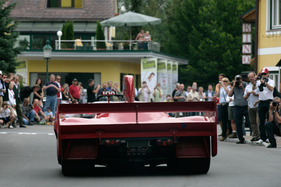 Nino Vaccarella gewann zusammen mit Arturo Merzario die Targa Florio 1975 mit diesem Alfa Romeo T33/TT/12 (Aufnahme wurde während der Ennstal-Classics 2008 gemacht)