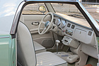 Nissan Figaro (1991) - Ledersitze und Teppich verströmen etwas Luxus