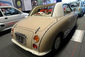 Nissan Figaro (1991) – Sonderausstellung "Big in Japan" in der Autoworld Brüssel