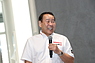 Nissan Heritage Zone Yokohama - Einer der Redner an der Eröffnungsfeier (© Nissan Motor Corporation, 2019) Nissan Heritage Zone Yokohama - Einer der Redner an der Eröffnungsfeier (© Nissan Motor Corporation, 2019)