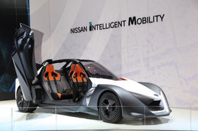 Nissan Intelligent Mobility (2017) - sieht definitiv futuristisch aus - Genfer Autosalon 2017