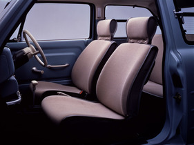 Nissan Pao (1989) - Schlichter Innenraum