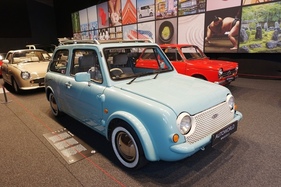 Nissan Pao (1989) – im Retrodesign – Sonderausstellung "Big in Japan" in der Autoworld Brüssel