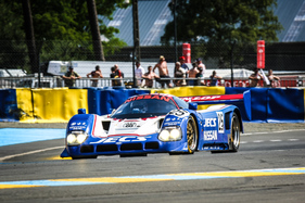 Nissan R90CK (1990) - Group C racing car at Le Mans